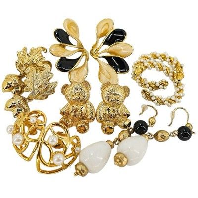 Gold Tone, Gold Plated, Vermeil Costume Jewelry
