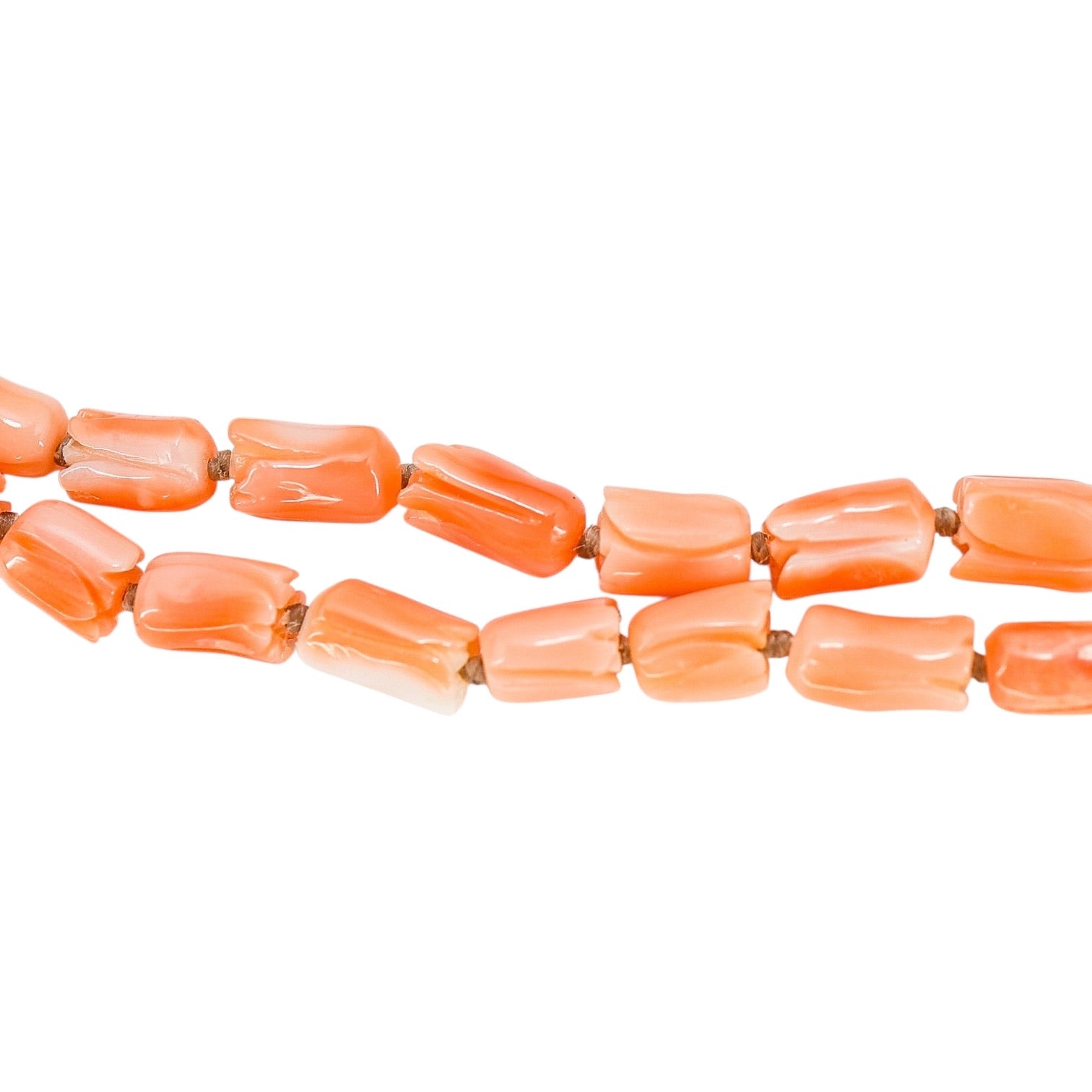 Vintage Tulip Bud Carved Salmon Pink Momo Coral Necklace 17g 19”