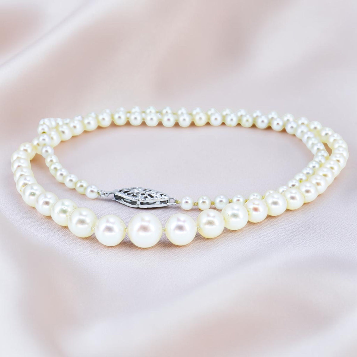Vintage Akoya Cultured Pearl Necklace 18” Graduated 7.25mm 14K Gold Clasp