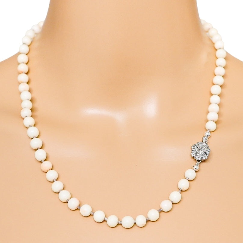 Vintage White Angel Skin Coral Necklace 19” 27g 7mm