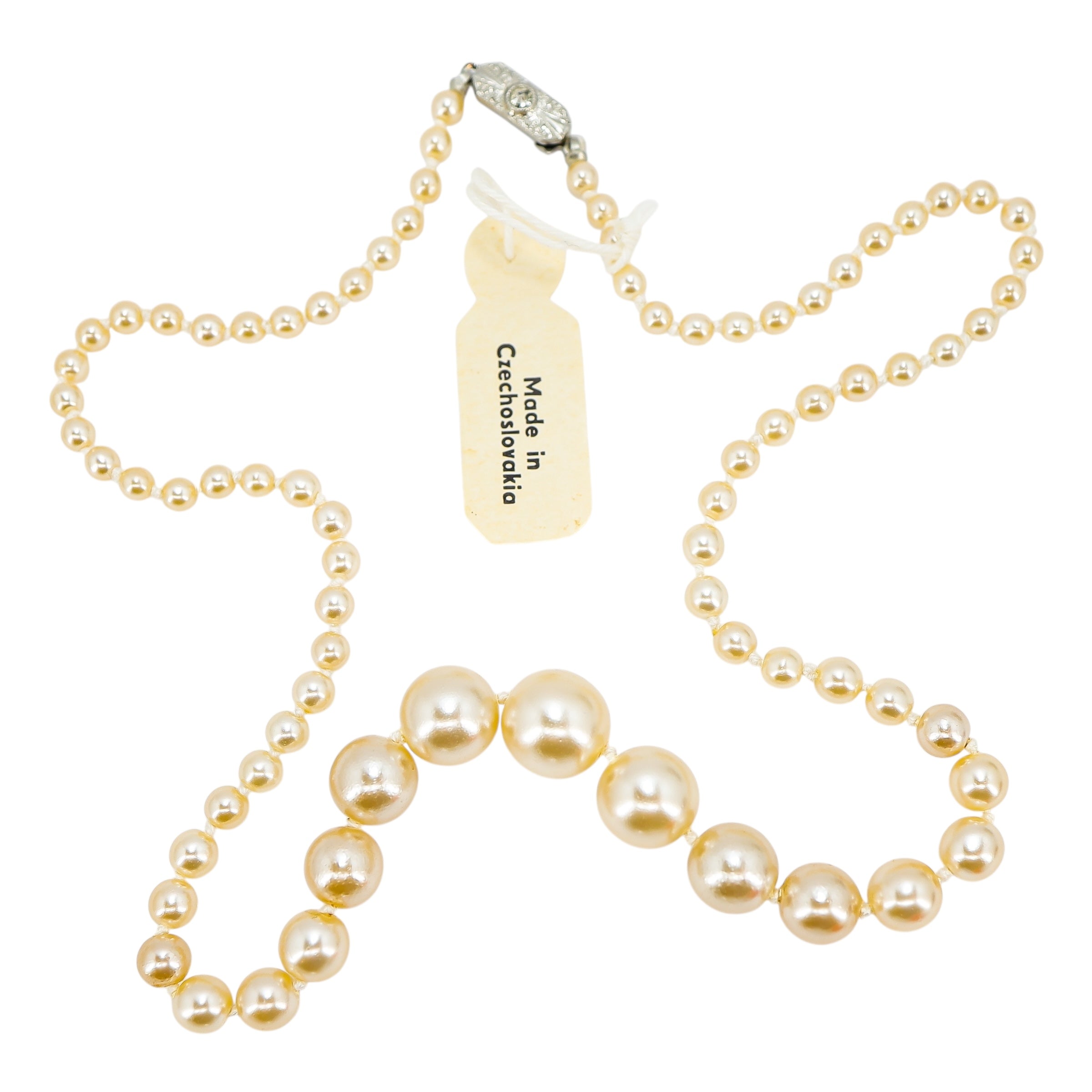 Art Deco 1920-40s Faux Pearl Necklace Glass Pearls Made in Czechoslovakia Graduated Strand