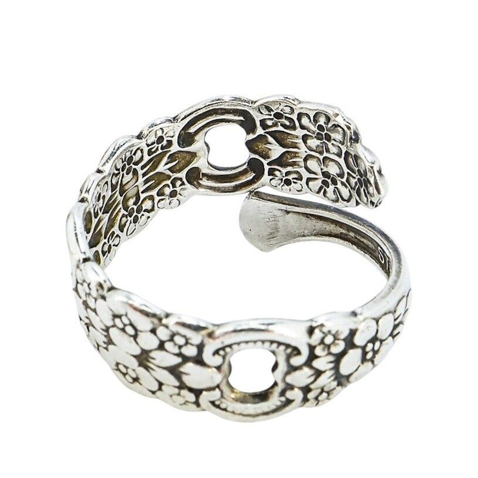 Vintage Sterling Silver Artisan Filigree Bypass Ring Size 8 Ornate Floral Design