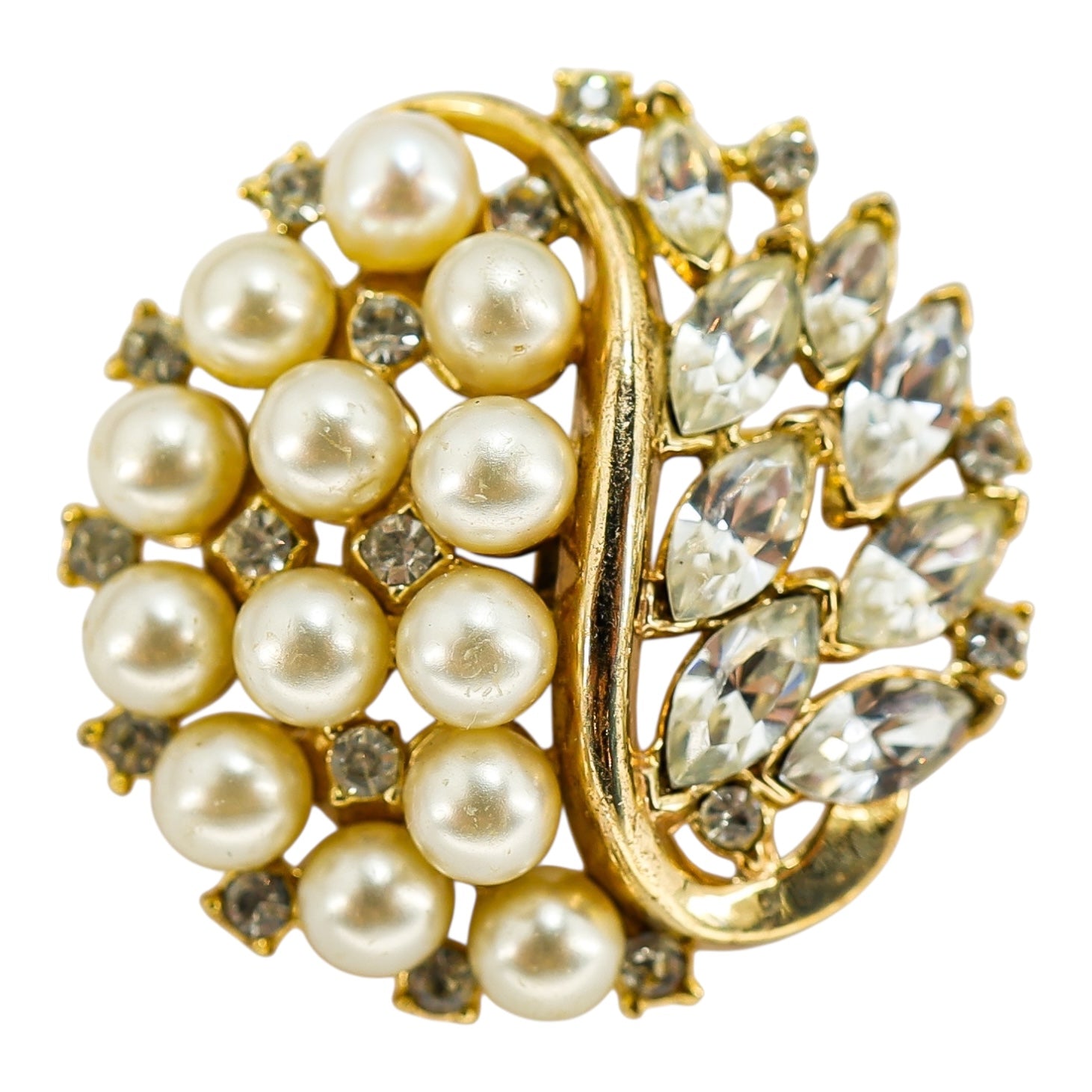 Crown Trifari Patent Pending Round Brooch - Faux Pearl And Clear Rhinestones 1.25”