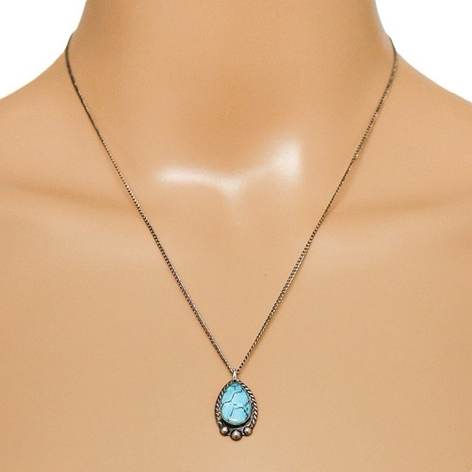 Vintage Sterling Silver Turquoise Pendant Chain Necklace Southwestern Style 18”