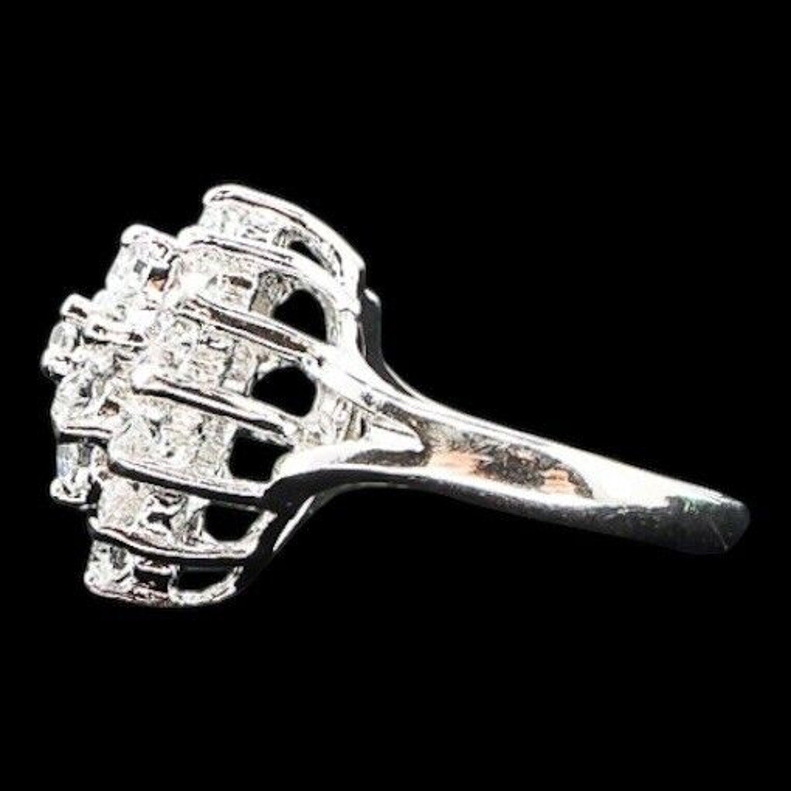 Vintage Uncas Mfg Sterling Silver Cubic Zirconia Cluster Ring Size 6 Excellent