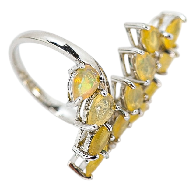 Sterling Silver Ethiopian Yellow Opal Leaf Ring, Size 8 – Pear-Cut Stones with Subtle Play of Color