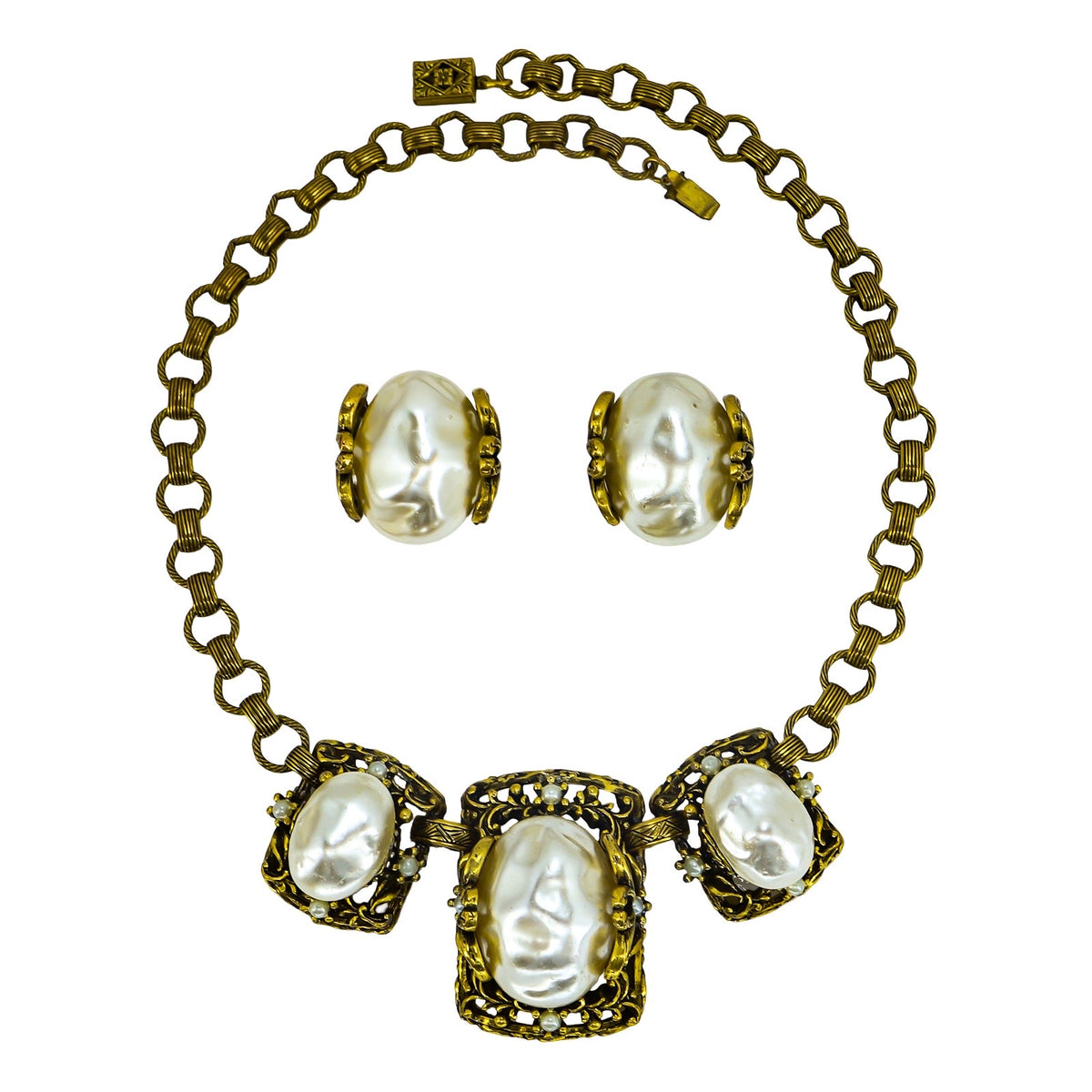 Mid Century Hollywood Regency Faux Baroque Pearl Necklace Earrings Set