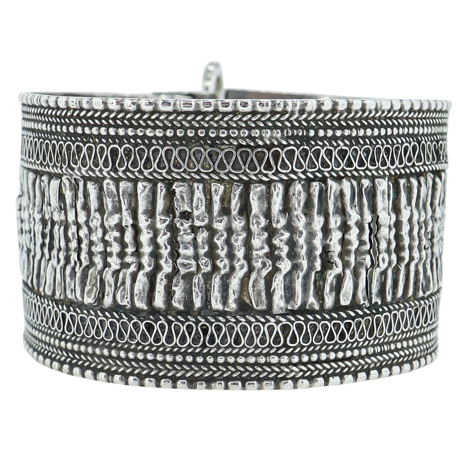 Kohapuri Style Toda Cuff Bracelet Pin Closure 1.5 in Wide 76g