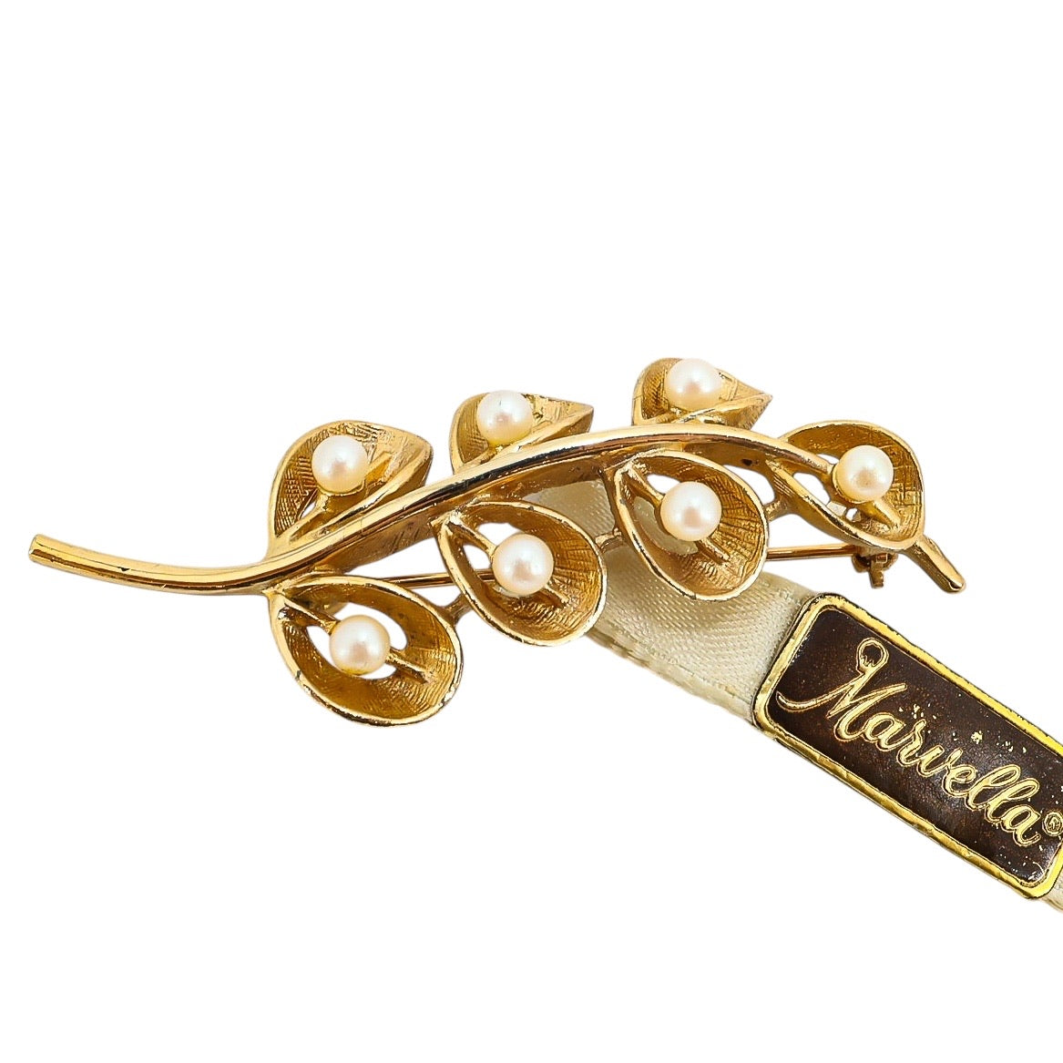 Vintage Marvella Gold Tone Leaf Brooch W Faux Pearls Natura ’86 Fabric Tag NOS