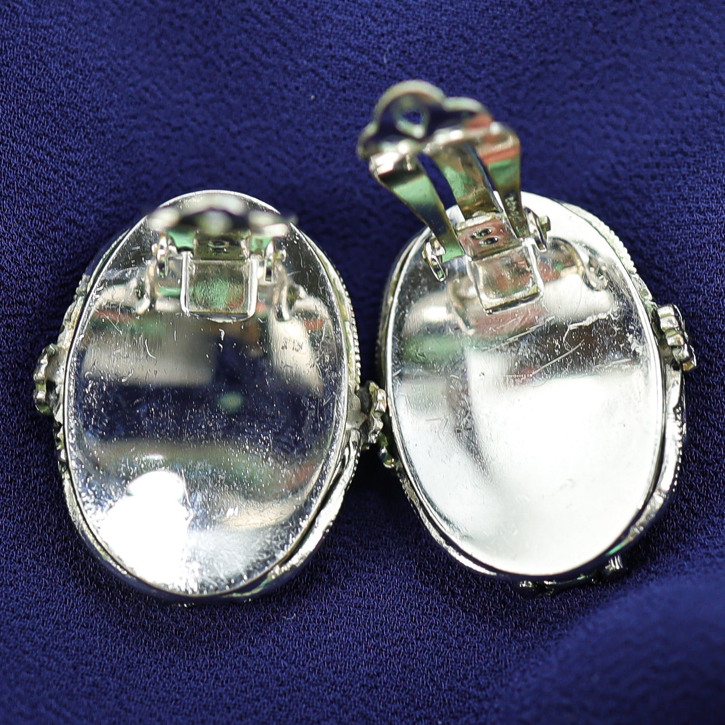 Large Whiting & Davis Mother Of Pearl Oval Earrings In Ornate Silver Tone Setting